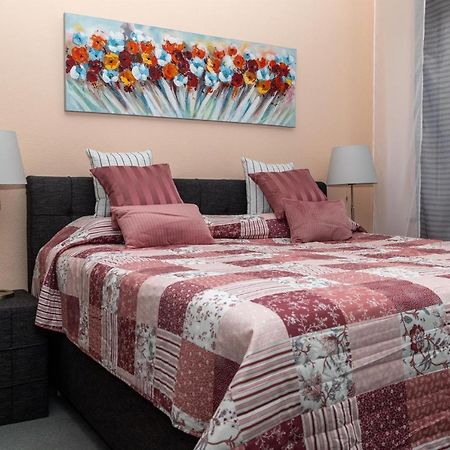 Bit-City Studio Und Appartement Bitburg Buitenkant foto